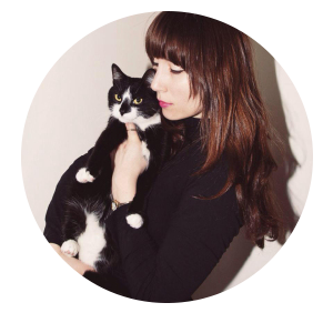 photographer breaks stereotype of the crazy cat lady